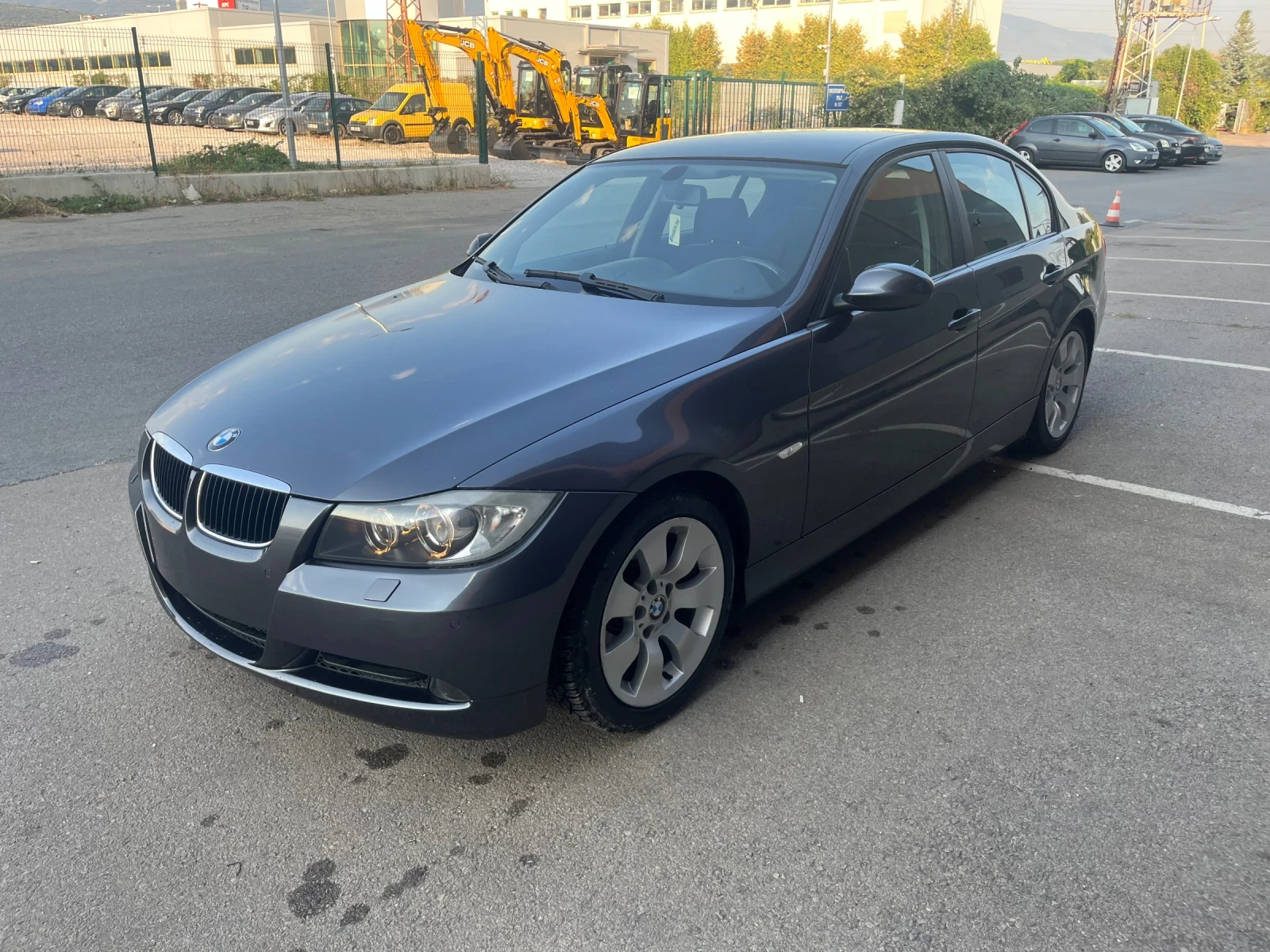 BMW 320 2.0i-150k.c. Futura /Navi., Xenon/ - изображение 2