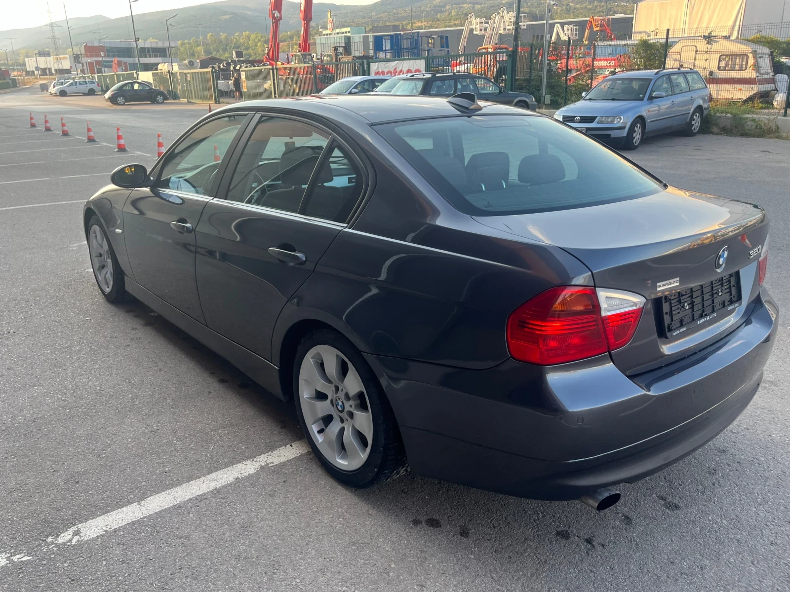 BMW 320 2.0i-150k.c. Futura /Navi., Xenon/ - изображение 4