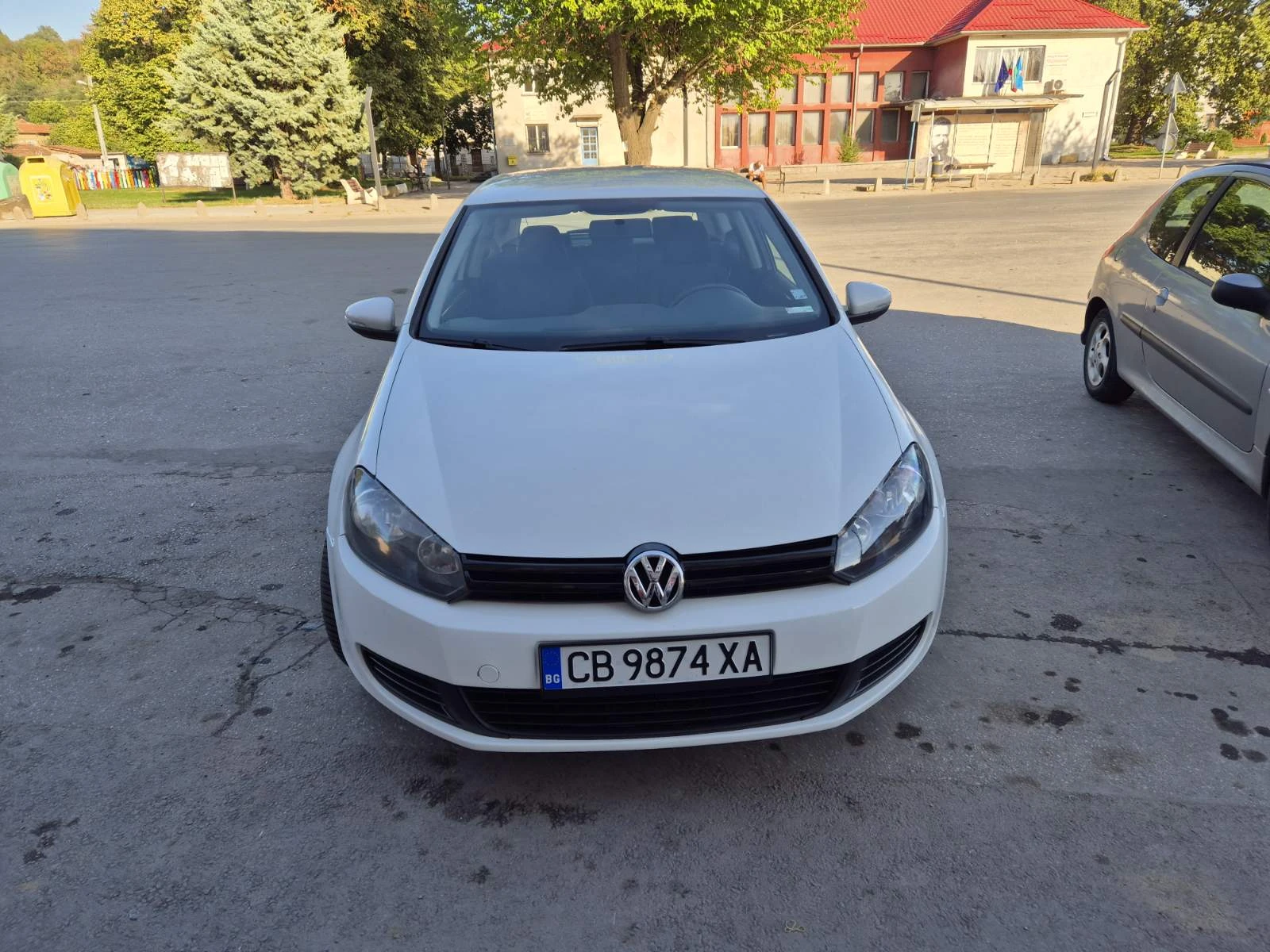 VW Golf 2.0 tdi * High line*  - изображение 2