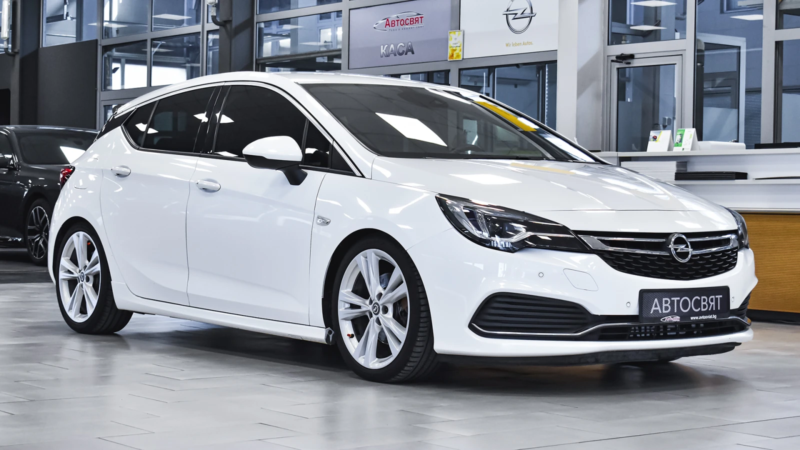 Opel Astra 1.6 Turbo OPC Line - изображение 5