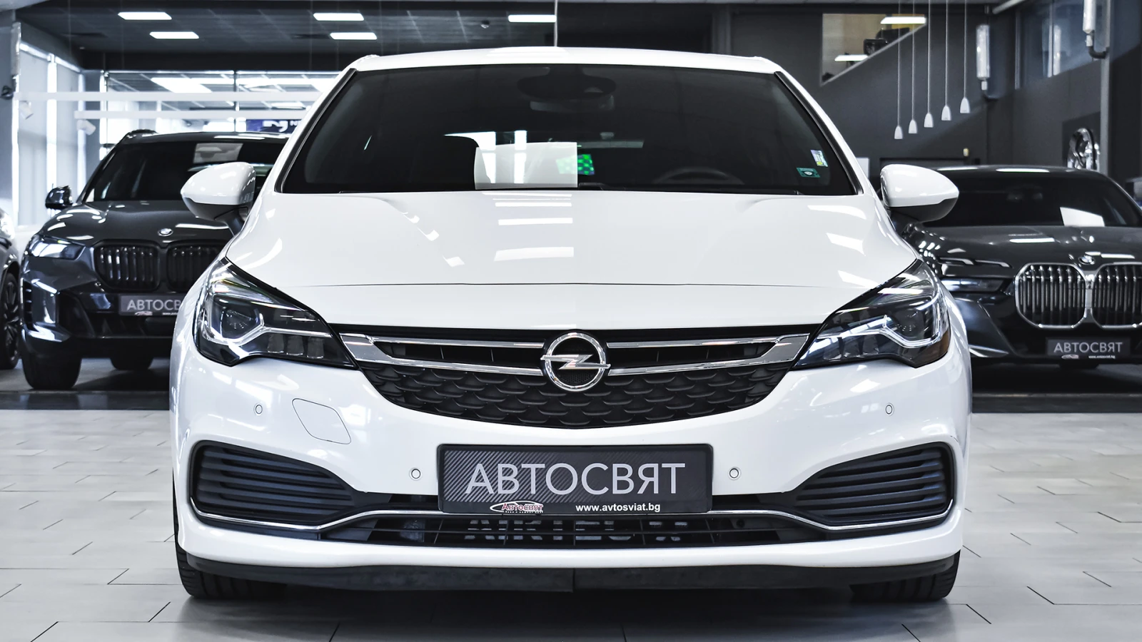 Opel Astra 1.6 Turbo OPC Line - изображение 2