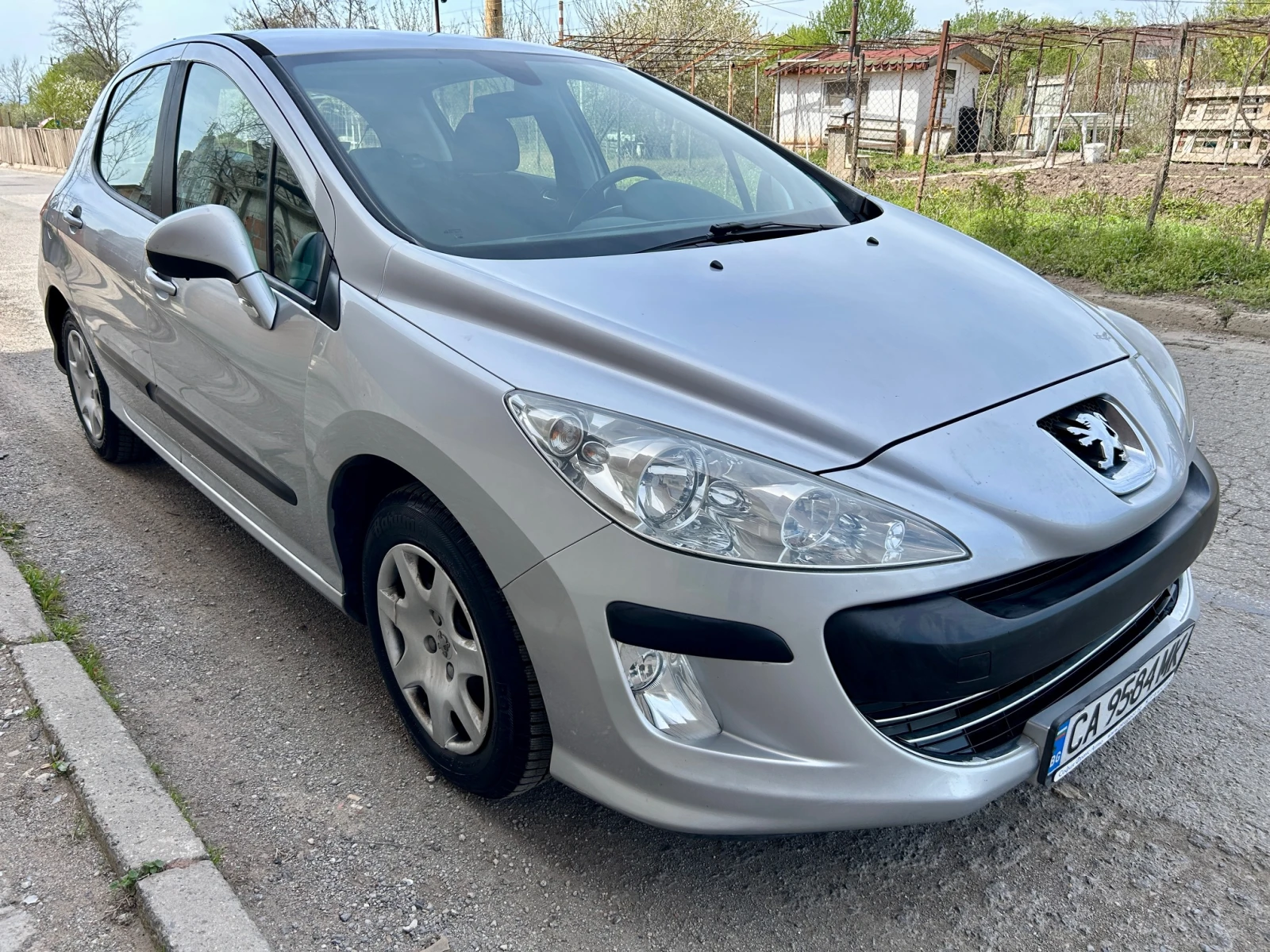 Peugeot 308 1.6i-120к.с. - изображение 2