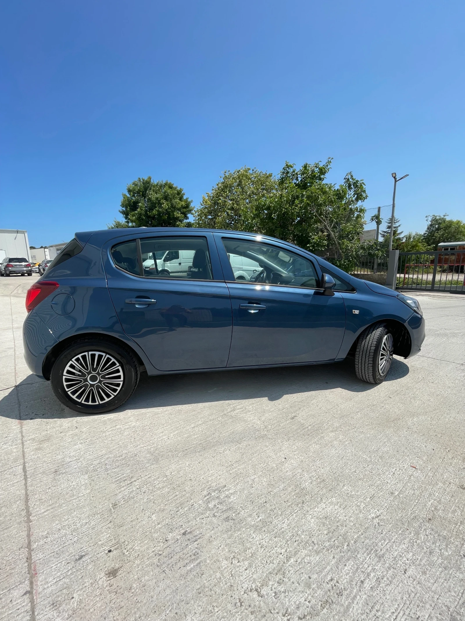 Opel Corsa 1.4i-90к.с. - изображение 6