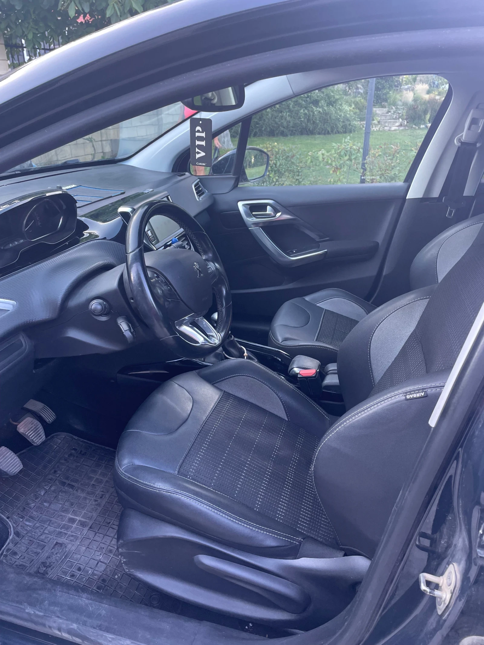 Peugeot 2008 1.6 HDI - изображение 8
