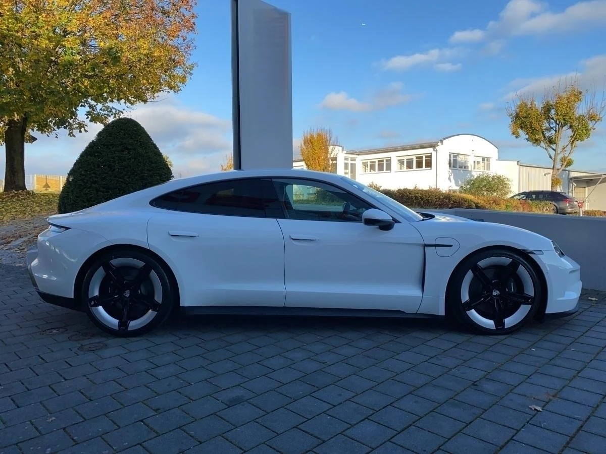 Porsche Taycan SPORTCHRONO 360 CAMERA BOSE - изображение 6