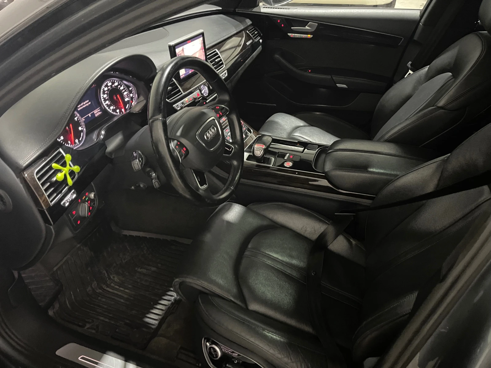 Audi A8 LONG 3.0 TFSI  - изображение 6