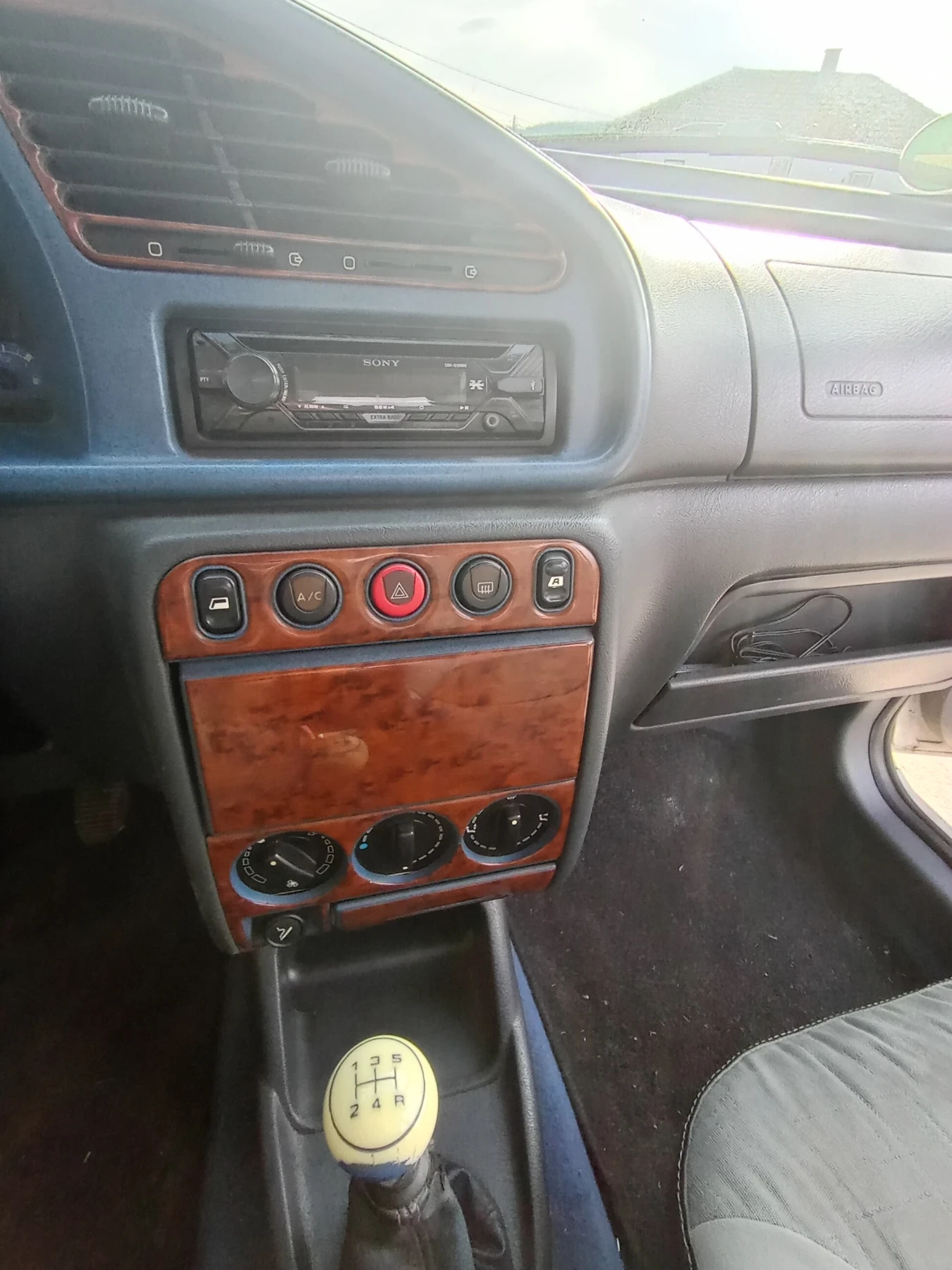 Citroen Berlingo 1.4i 75 - изображение 5