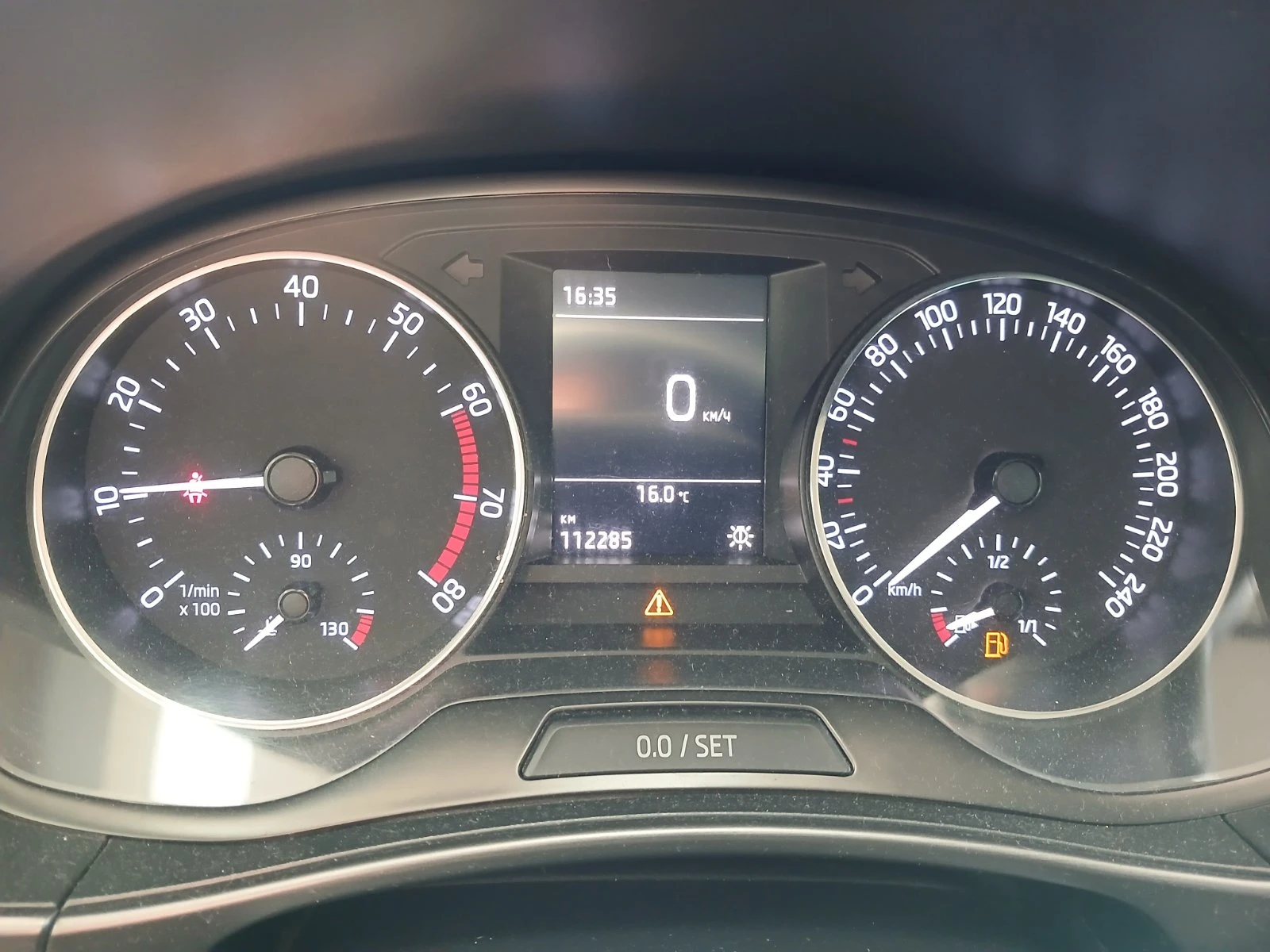 Skoda Fabia Стайл 1, 0 MPI / 55 kW / 75 к.с. - изображение 10