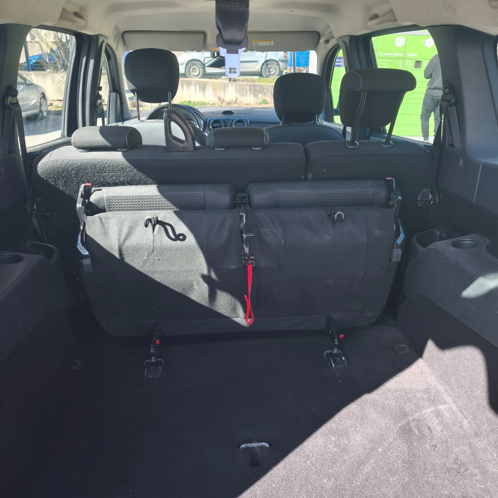 Dacia Lodgy 7 места LPG, снимка 7 - Автомобили и джипове - 53827092