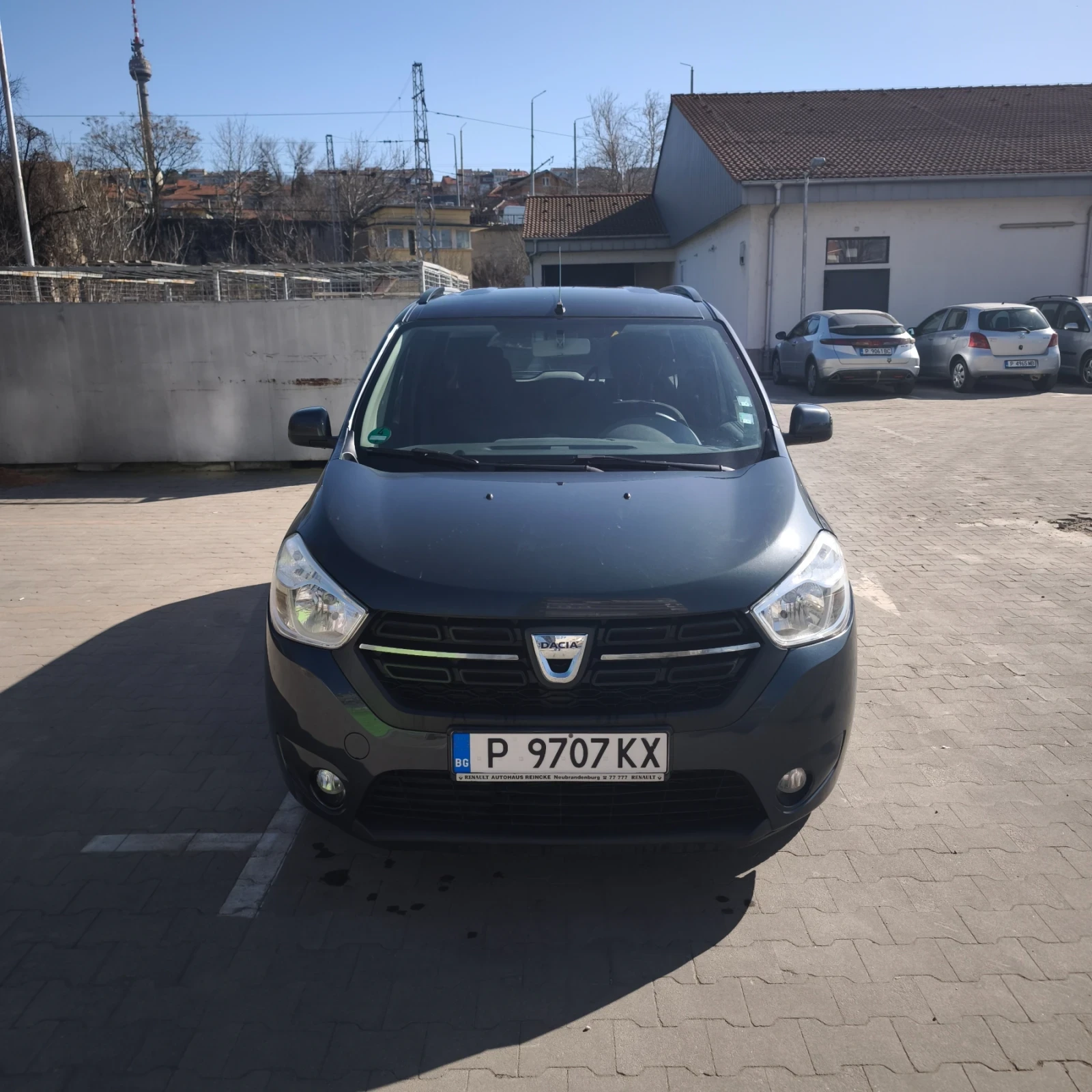 Dacia Lodgy 7 места LPG, снимка 3 - Автомобили и джипове - 53827092
