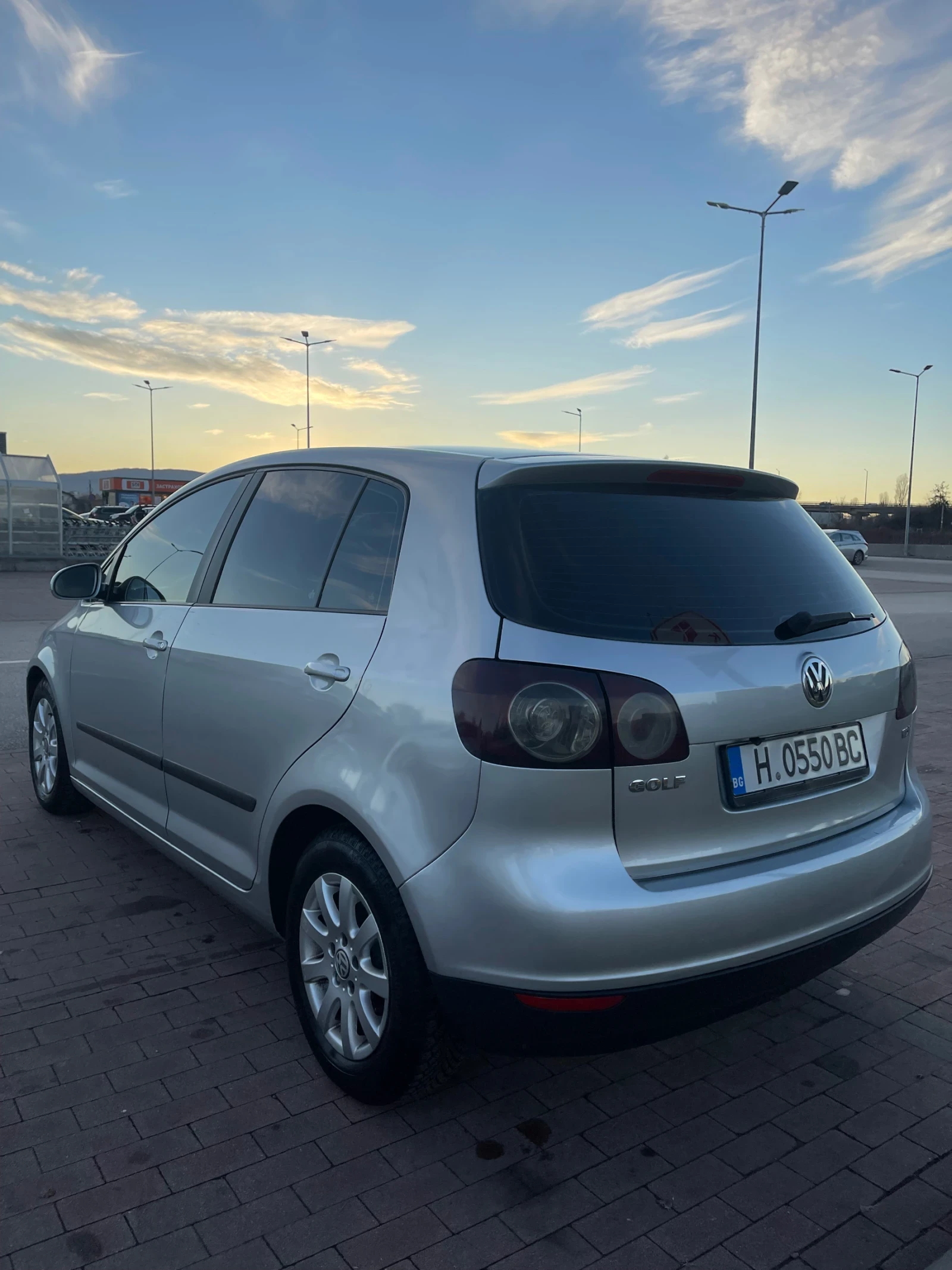 VW Golf Plus 1.9 TDI, снимка 6 - Автомобили и джипове - 53914337