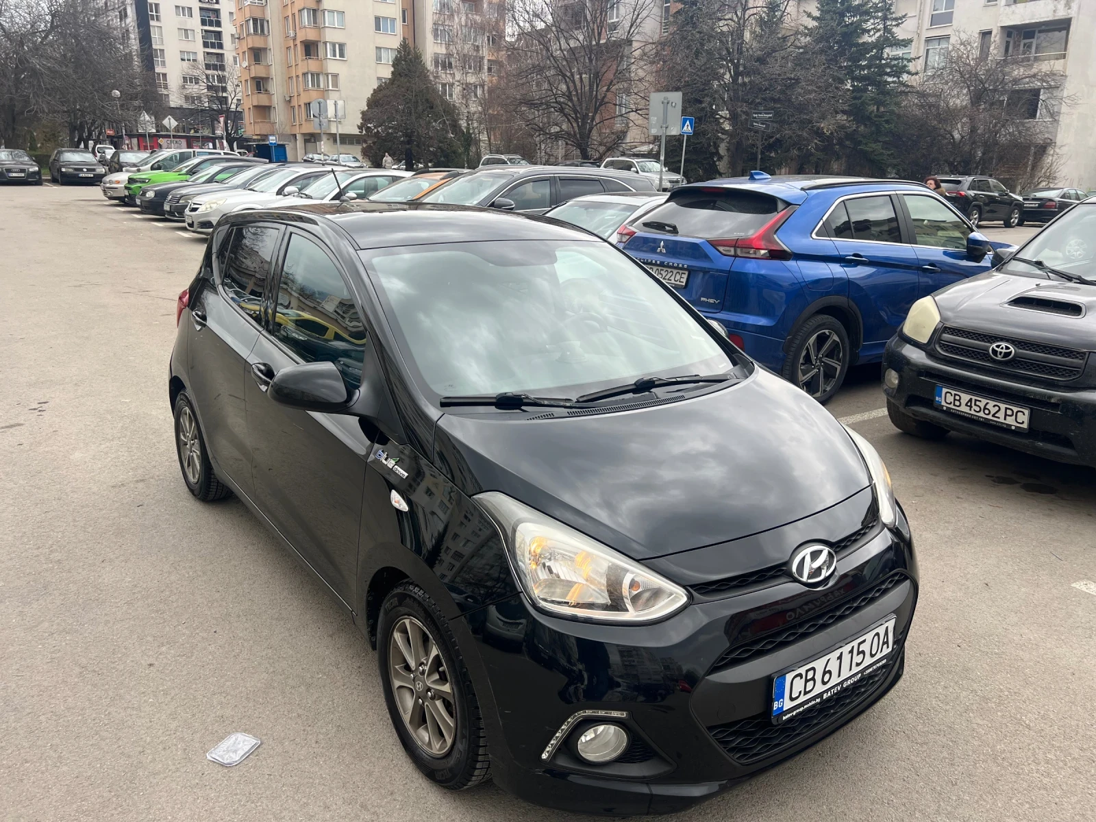 Hyundai I10, снимка 3 - Автомобили и джипове - 53926006