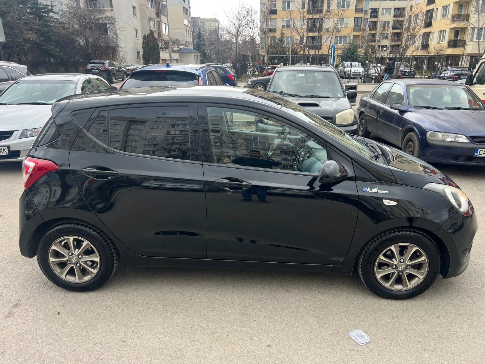 Hyundai I10, снимка 4 - Автомобили и джипове - 53926006