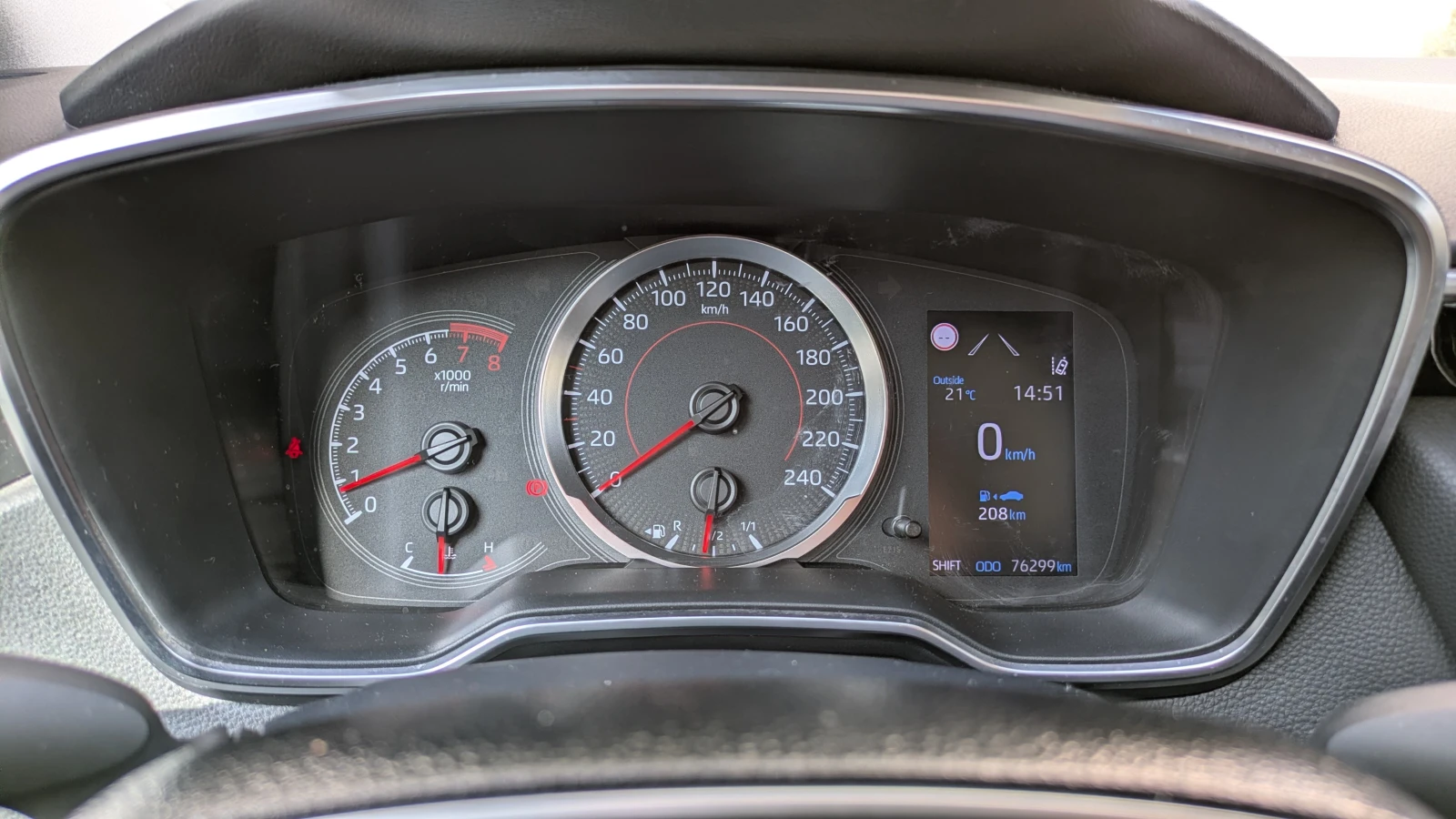 Toyota Corolla, снимка 13 - Автомобили и джипове - 54081347