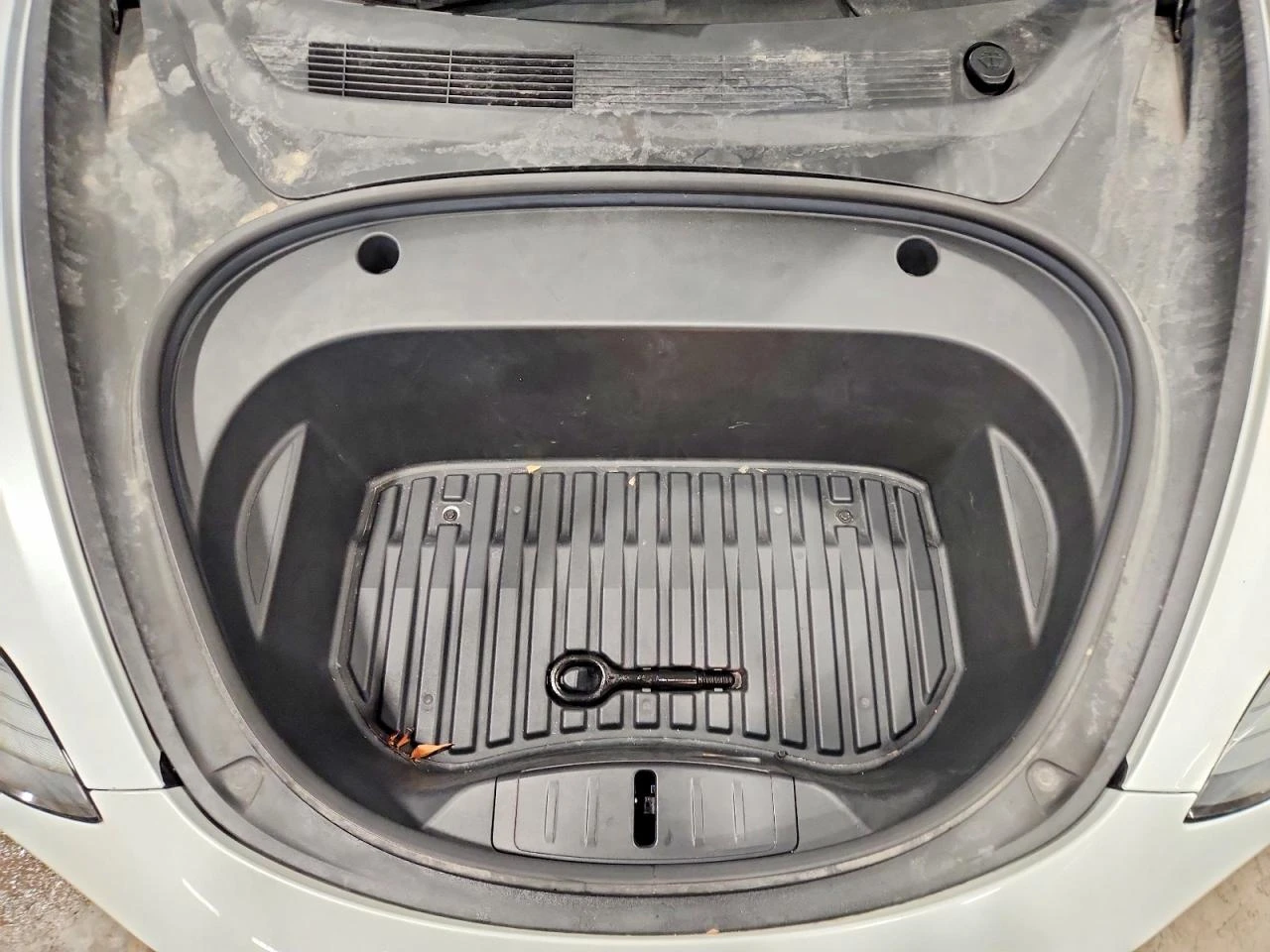 Tesla Model 3, снимка 11 - Автомобили и джипове - 54333754