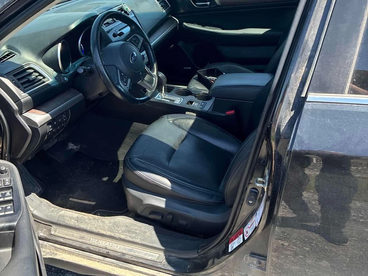 Subaru Outback * 5dr Wgn CVT 3.6R Limited w/Tech Pkg* АВТОКРЕДИТ*, снимка 5 - Автомобили и джипове - 54658586