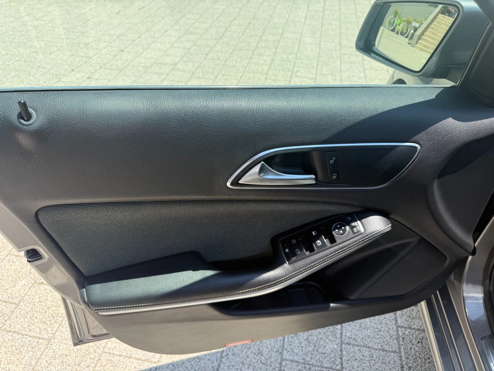 Mercedes-Benz A 180 CDI Автоматик Euro 5b, снимка 13 - Автомобили и джипове - 54854911