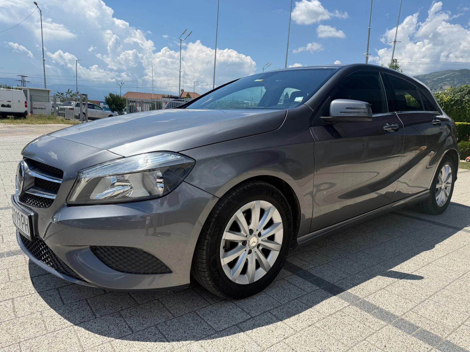 Mercedes-Benz A 180 CDI Автоматик Euro 5b, снимка 4 - Автомобили и джипове - 54854911