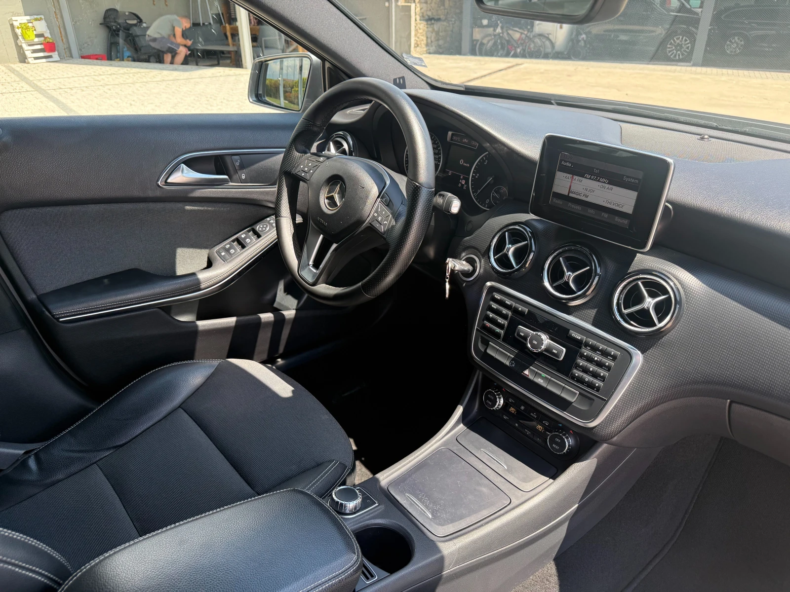 Mercedes-Benz A 180 CDI Автоматик Euro 5b, снимка 10 - Автомобили и джипове - 54854911