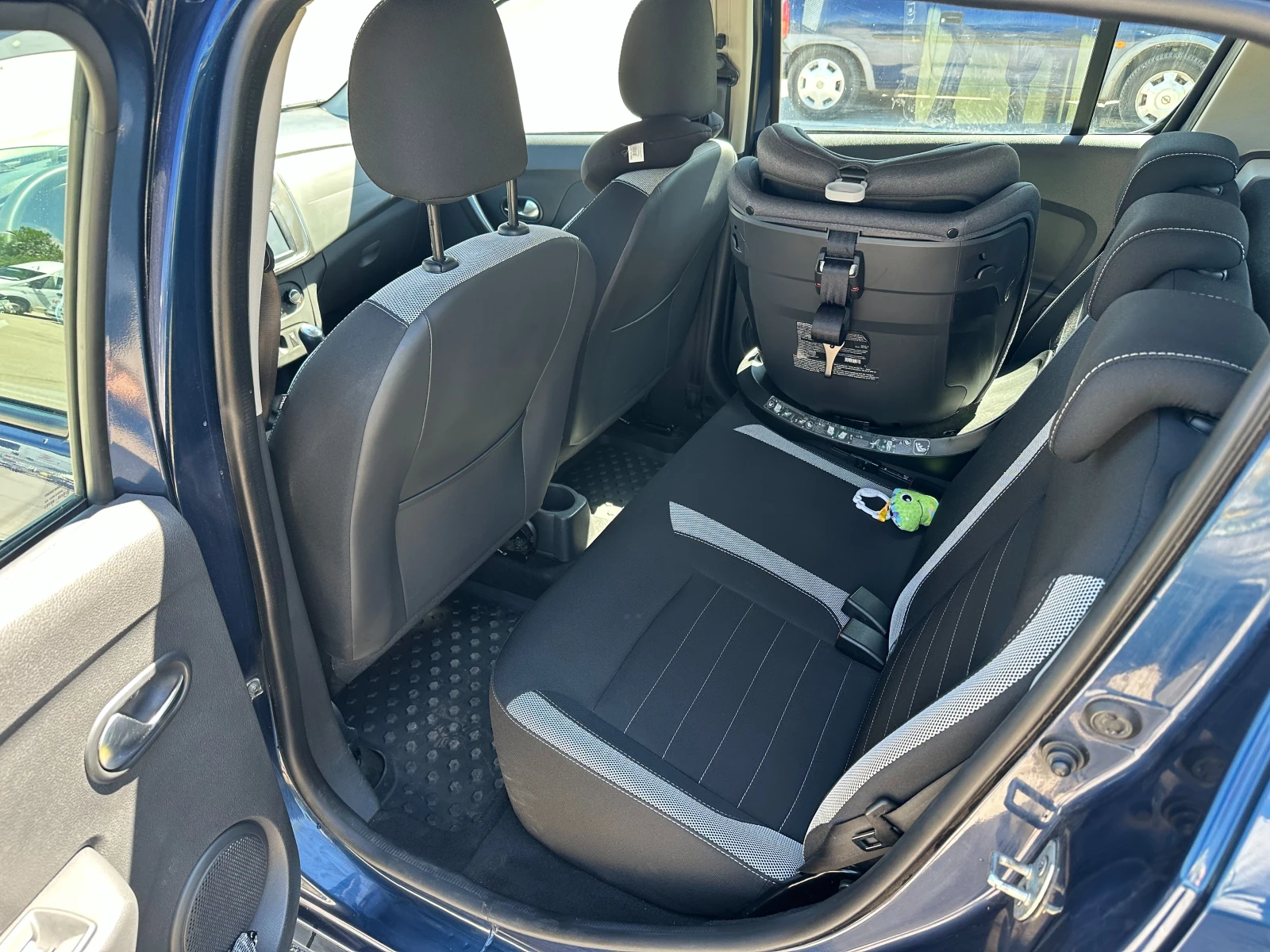Dacia Sandero STEPWAY, снимка 12 - Автомобили и джипове - 54912140
