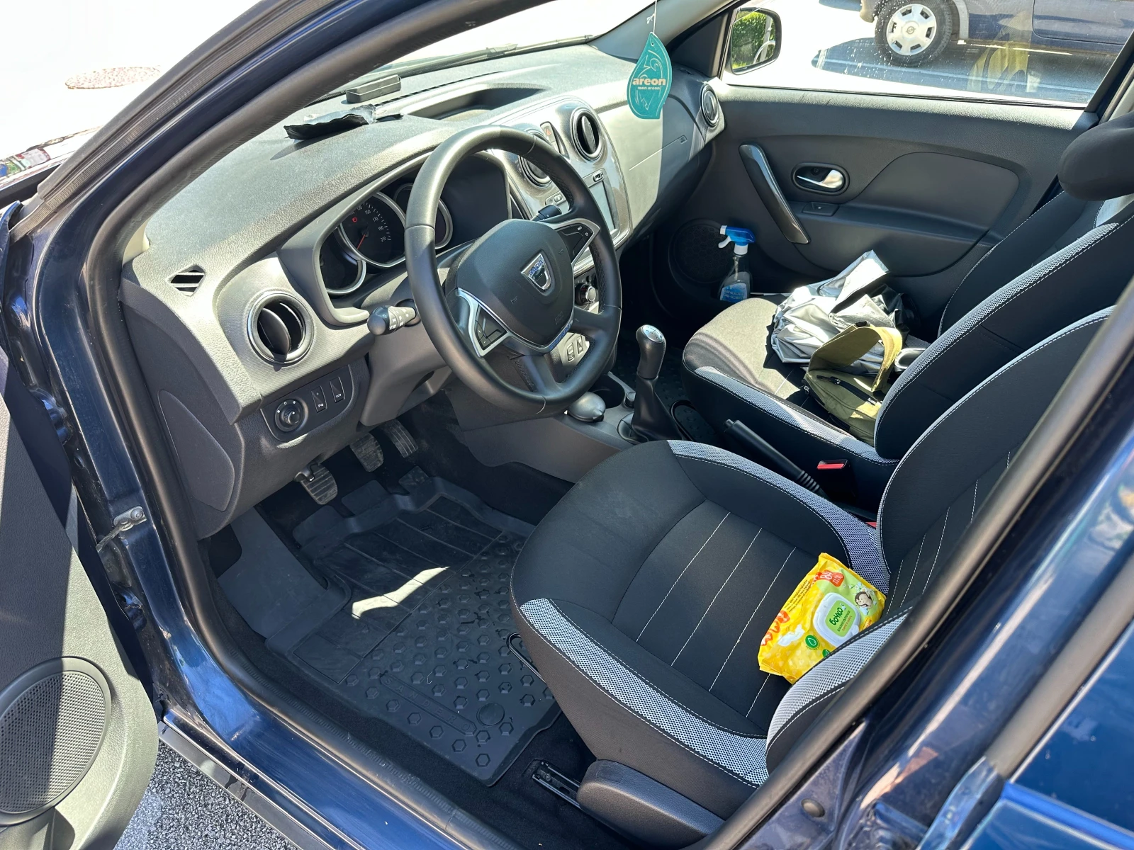 Dacia Sandero STEPWAY, снимка 11 - Автомобили и джипове - 54912140