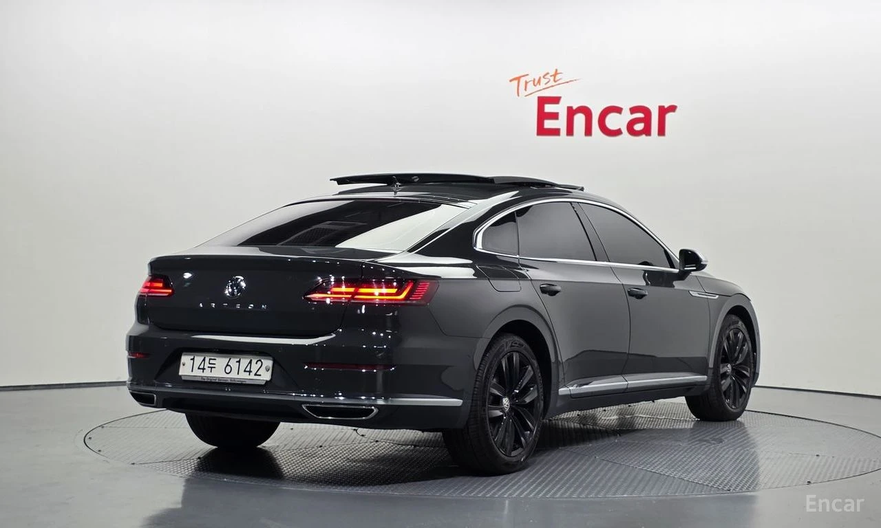 VW Arteon 2.0 TDI Prestige* DISTRONIC* 360 CAM* HEAD-UP* , снимка 3 - Автомобили и джипове - 54972100