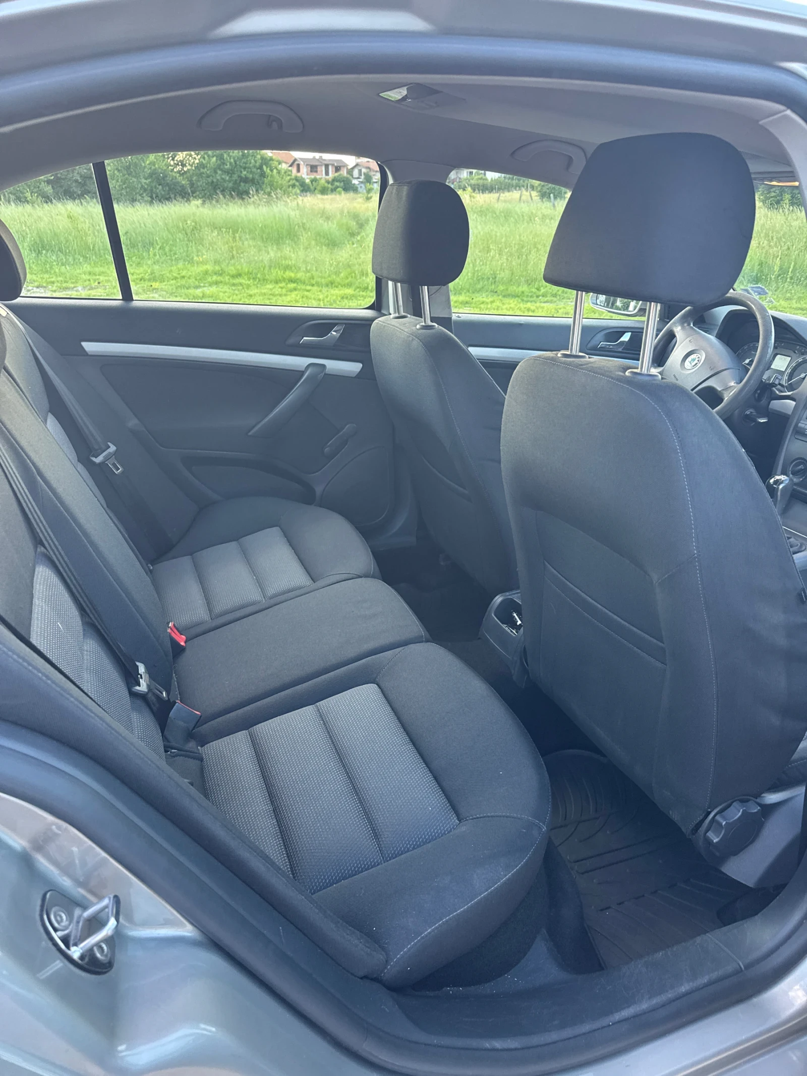 Skoda Octavia, снимка 12 - Автомобили и джипове - 54986148