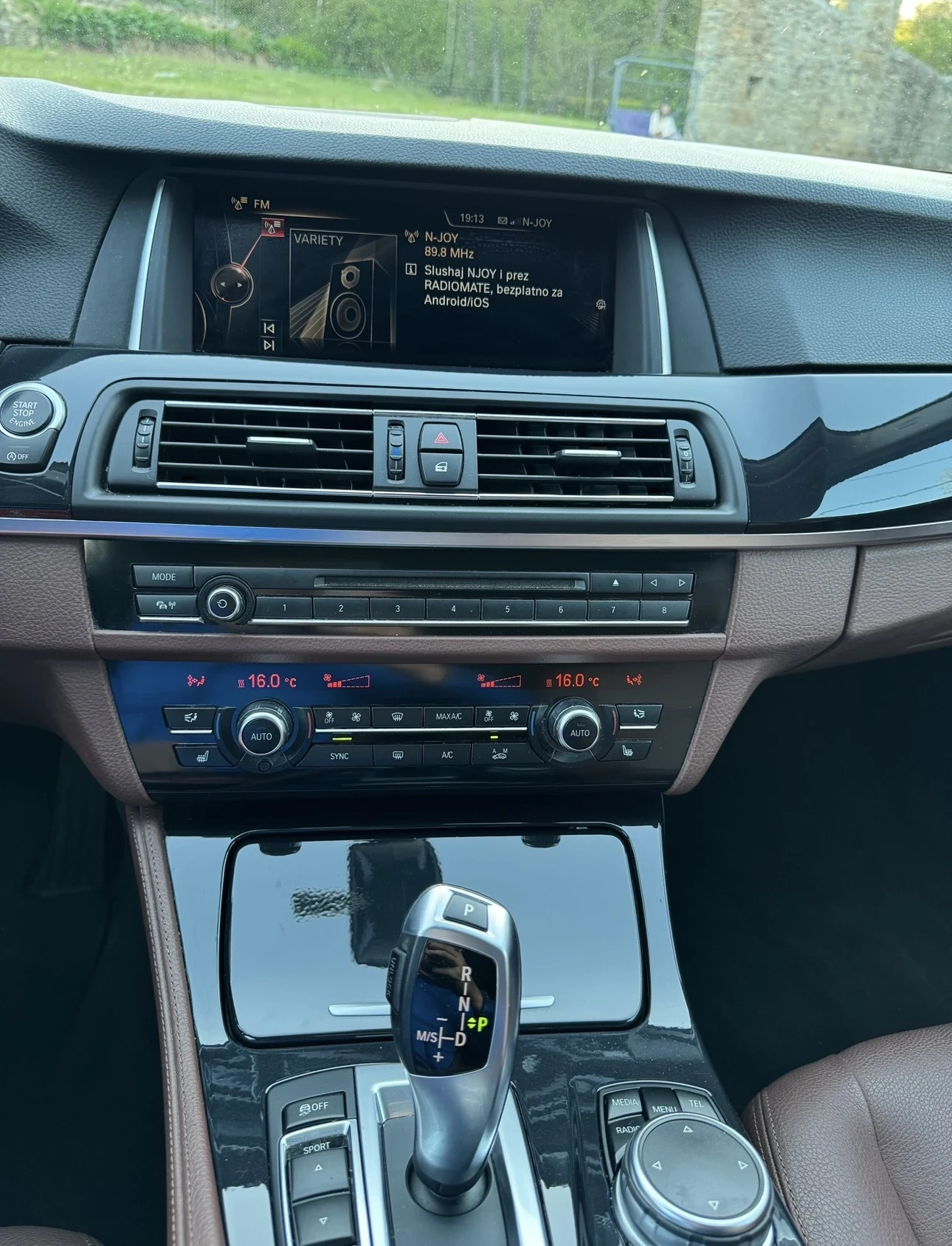 BMW 525 LCI Xdrive , снимка 10 - Автомобили и джипове - 55180378