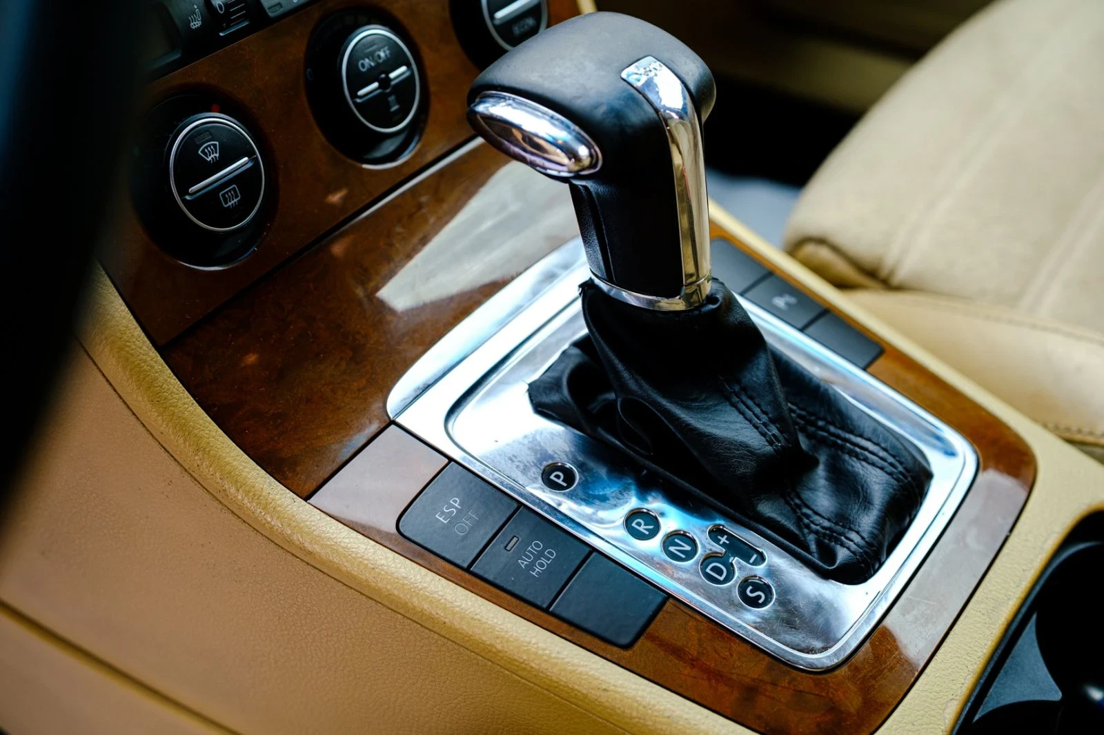 VW Passat, снимка 8 - Автомобили и джипове - 55218280