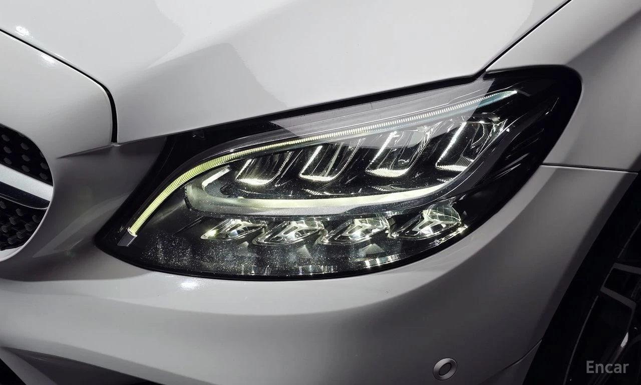 Mercedes-Benz C 200 * КРАЙНА ЦЕНА ДО БЪЛГАРИЯ * АВТОКРЕДИТ, снимка 8 - Автомобили и джипове - 55538775