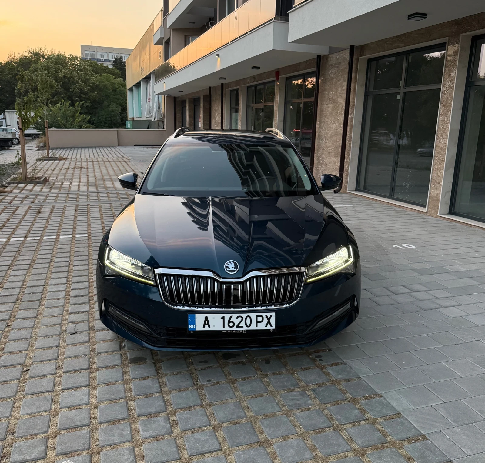 Skoda Superb 2.0 TDI BUSINESS 