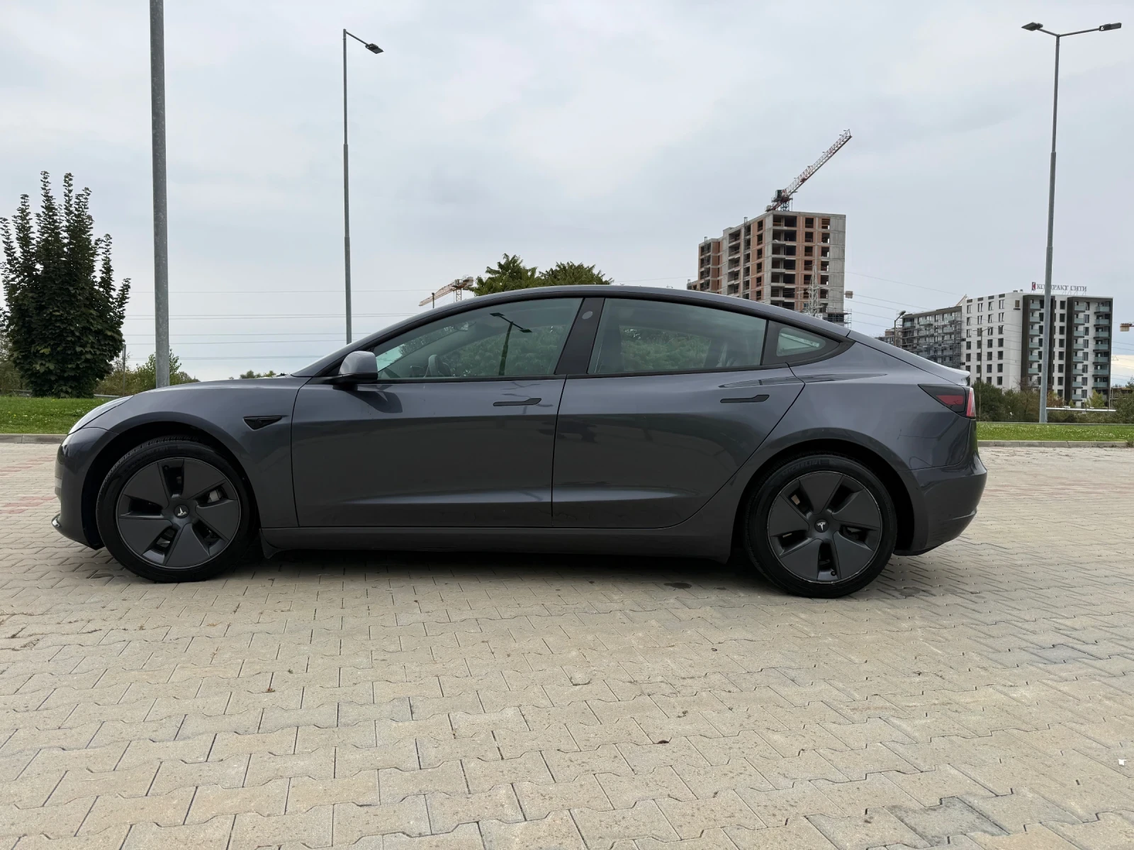 Tesla Model 3 SR+ RWD, снимка 8 - Автомобили и джипове - 56239533