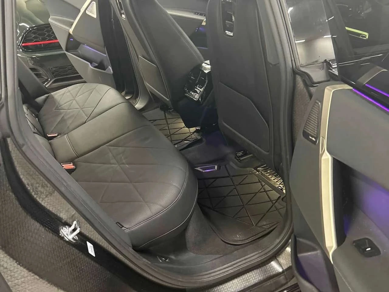 BMW iX, снимка 17 - Автомобили и джипове - 56730512