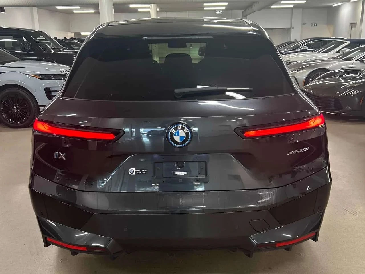 BMW iX, снимка 4 - Автомобили и джипове - 56730512