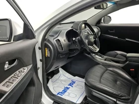 Kia Sportage 2.0 CRDi 4WD, снимка 10