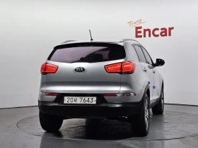 Kia Sportage 2.0 CRDi 4WD, снимка 4
