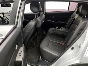 Kia Sportage 2.0 CRDi 4WD, снимка 11