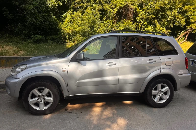Toyota Rav4, снимка 7 - Автомобили и джипове - 52583317
