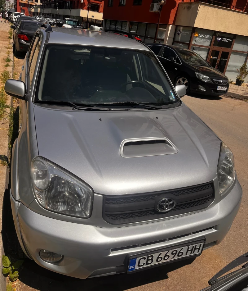 Toyota Rav4, снимка 6 - Автомобили и джипове - 52583317