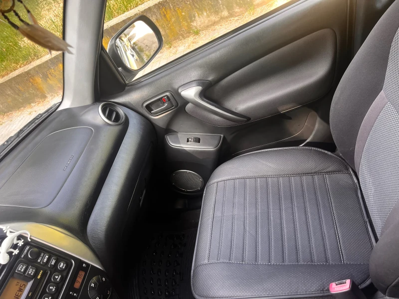 Toyota Rav4, снимка 16 - Автомобили и джипове - 52583317