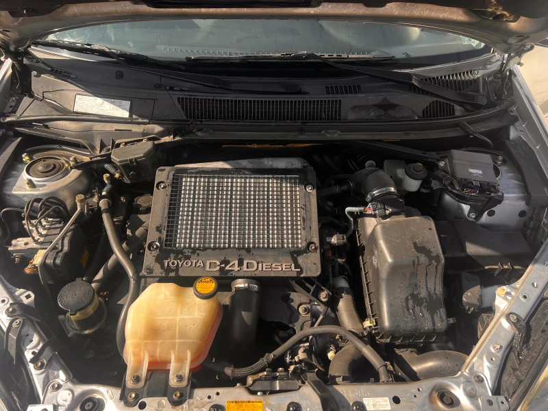 Toyota Rav4, снимка 12 - Автомобили и джипове - 52583317