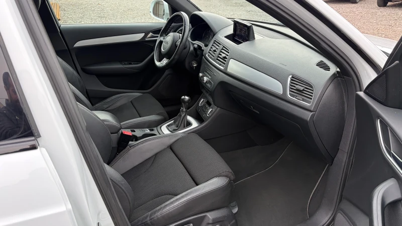 Audi Q3 2.0TDI* 140HP* Sline, снимка 10 - Автомобили и джипове - 52749276