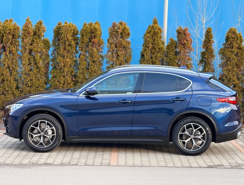 Alfa Romeo Stelvio 2.2M-JET-210KC-KEYLESS-НАВИ-КАМЕРА-ДИСТРОНИК-TОП!!, снимка 8 - Автомобили и джипове - 53051166
