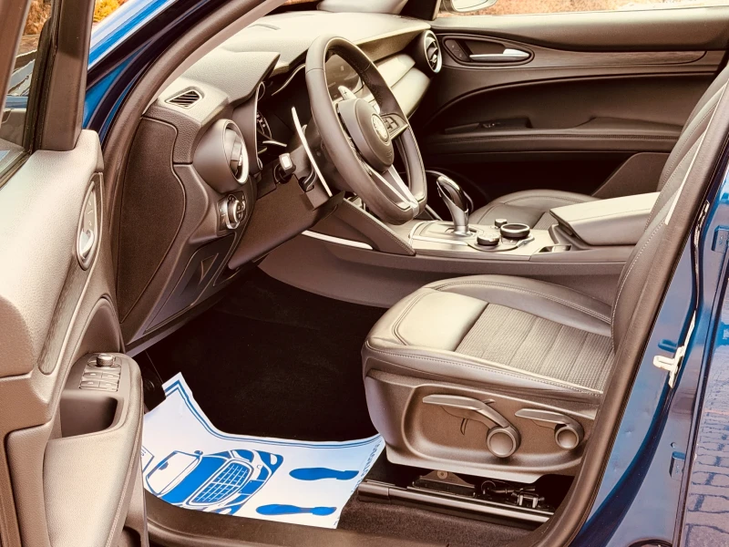 Alfa Romeo Stelvio 2.2M-JET-210KC-KEYLESS-НАВИ-КАМЕРА-ДИСТРОНИК-TОП!!, снимка 9 - Автомобили и джипове - 53051166