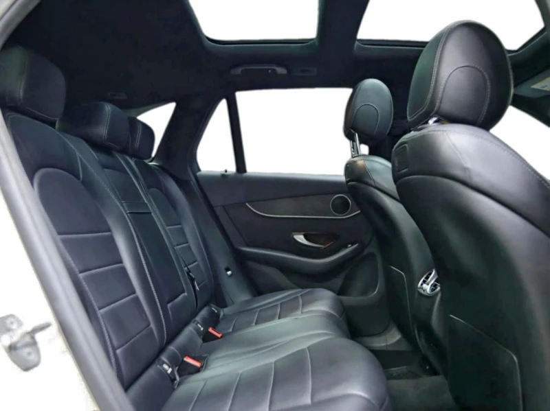 Mercedes-Benz GLC 300, снимка 6 - Автомобили и джипове - 53097460