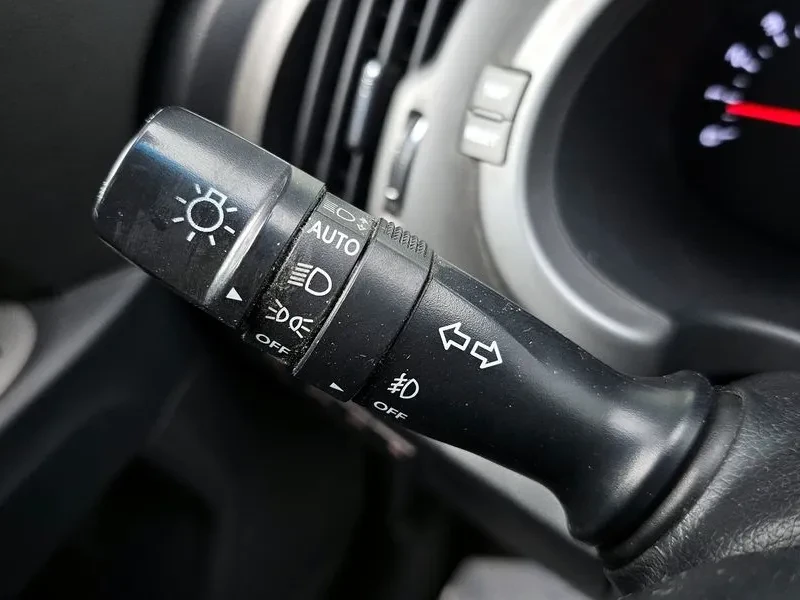 Kia Sportage 2.0 CRDi 4WD, снимка 15 - Автомобили и джипове - 54274996