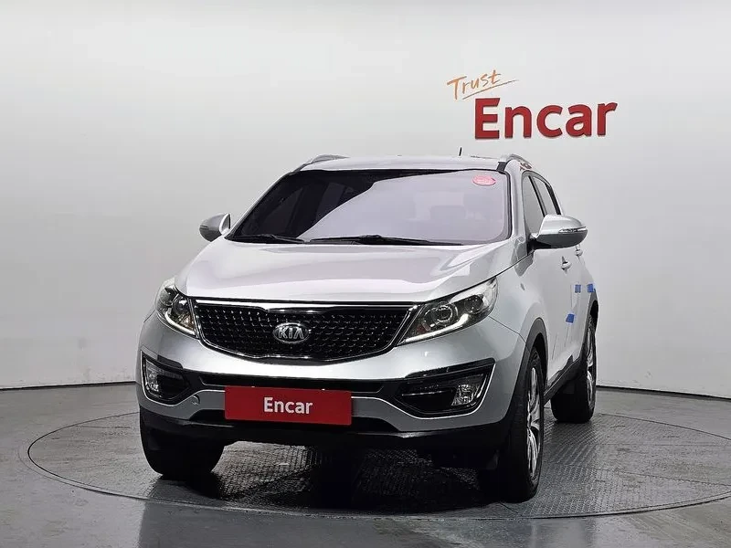 Kia Sportage 2.0 CRDi 4WD, снимка 3 - Автомобили и джипове - 54274996