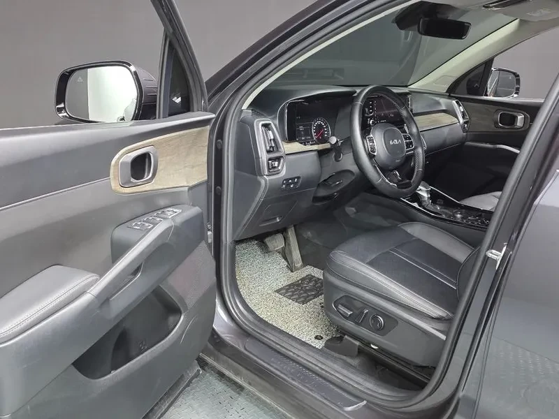 Kia Sorento 2.2 CRDI 4WD - САМО 30% АВАНС, снимка 10 - Автомобили и джипове - 56018245