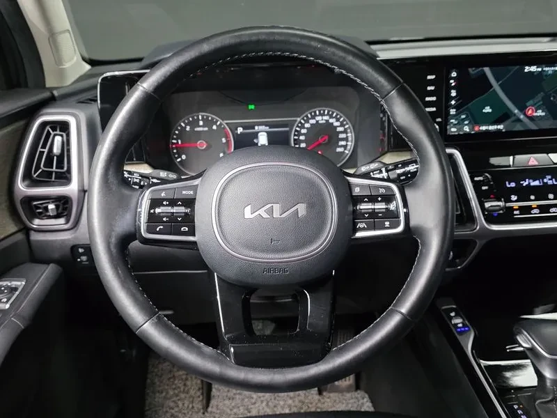 Kia Sorento 2.2 CRDI 4WD - САМО 30% АВАНС, снимка 14 - Автомобили и джипове - 56018245