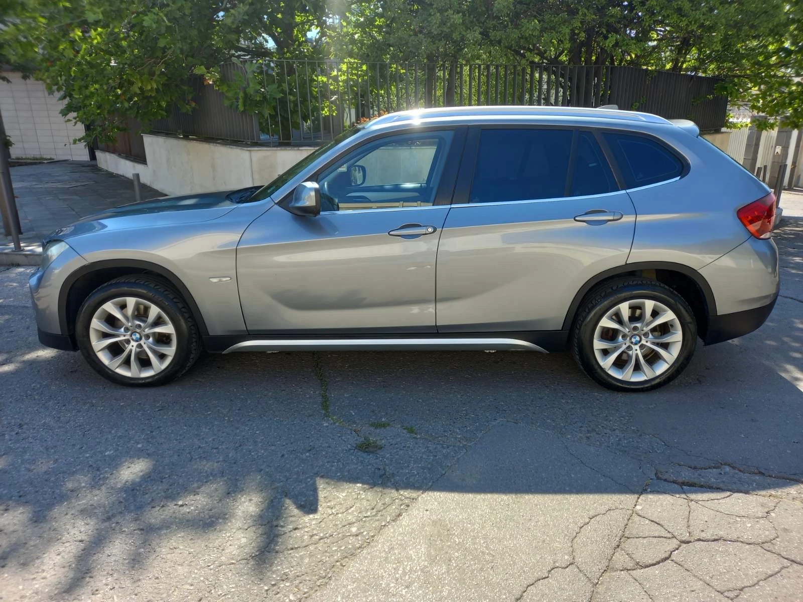 BMW X1 2.3d xDrive - изображение 4